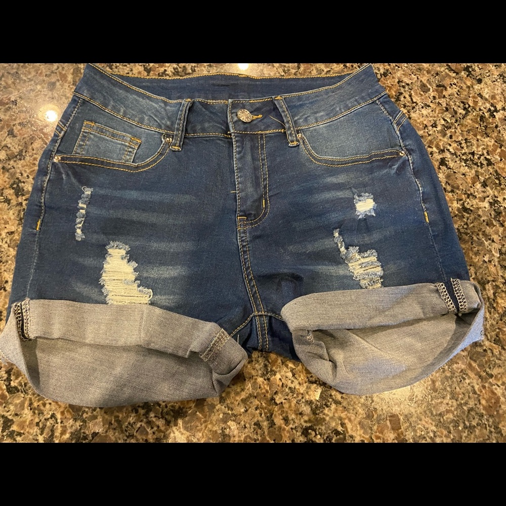 NWOT Distressed Stretchy Jean Shorts